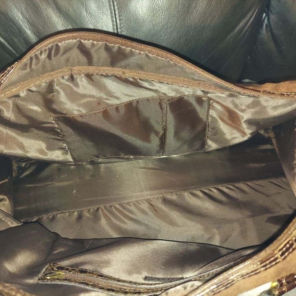 NWOT BATH & BODYWORKS XL BROWN OVERNIGHT BAG - Picture 3 of 16